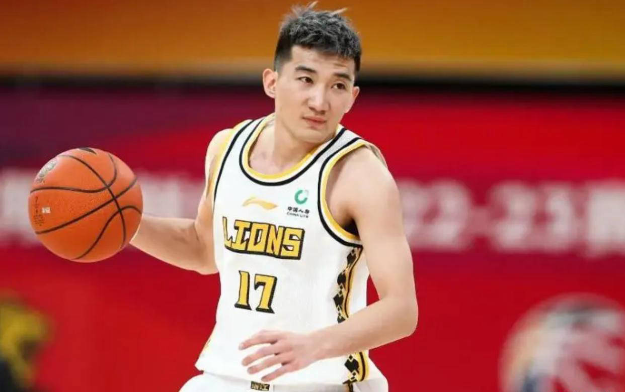 包含沃尔夫斯堡意外逆转获胜，外援表现抢眼的词条
